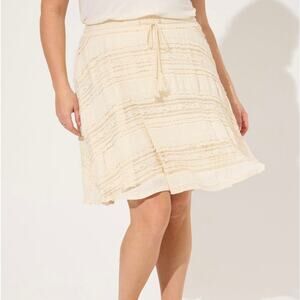 Torrid mini lace smocked waist skater skirt size 5